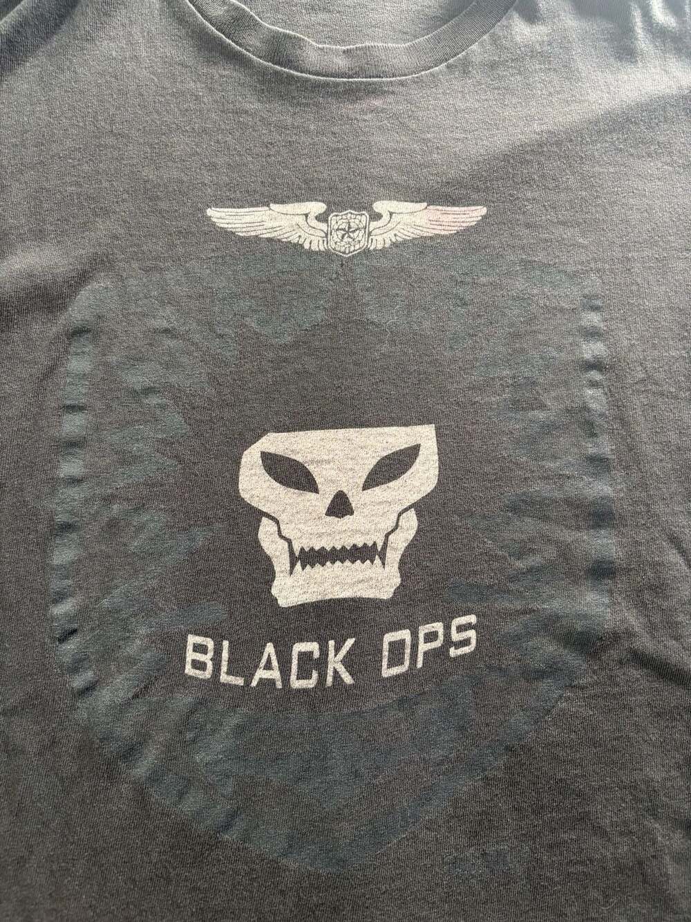 Vintage 2010 Call of Duty: Black Ops Original Promo Skull T-Shirt - Picture 2 of 3